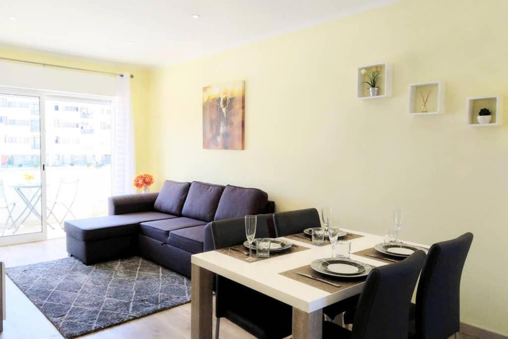 Praia Eulalia With Pool And 5 Minutes From The Beach 阿尔布费拉 外观 照片