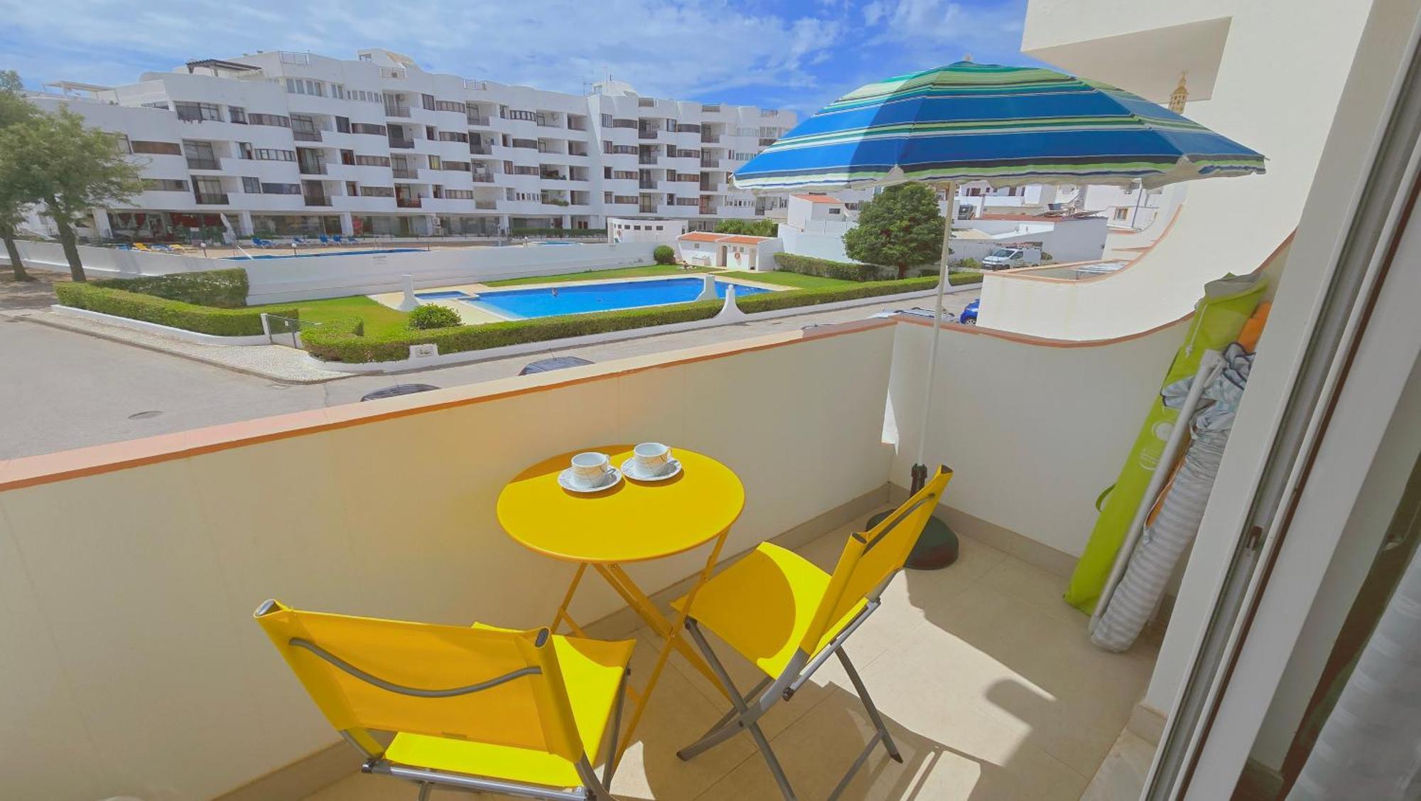 Praia Eulalia With Pool And 5 Minutes From The Beach 阿尔布费拉 外观 照片